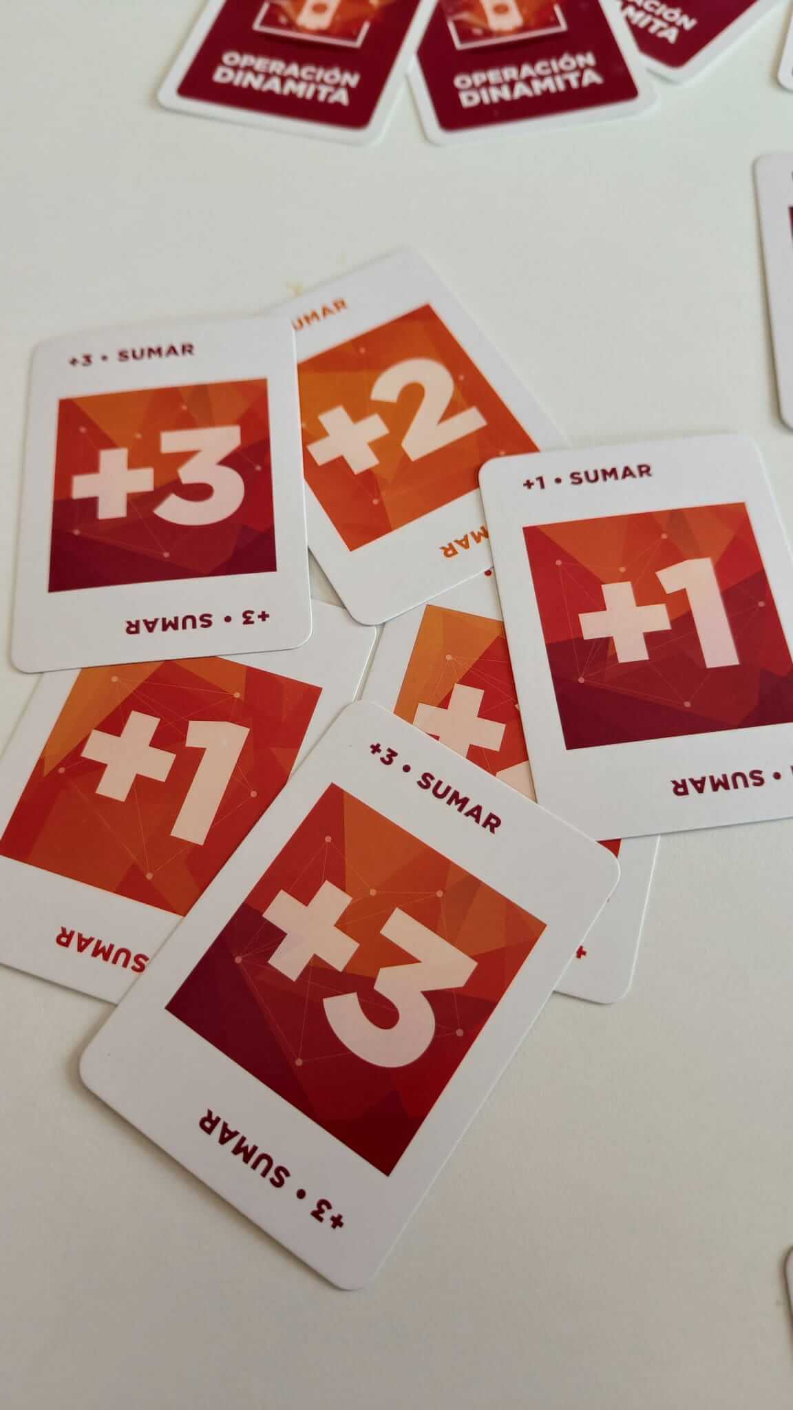 Operación Dinamita – Juego de memoria, cálculo y reflejos rápidos (7+ años · 2-6 jugadores · 15 min) · Ludilo