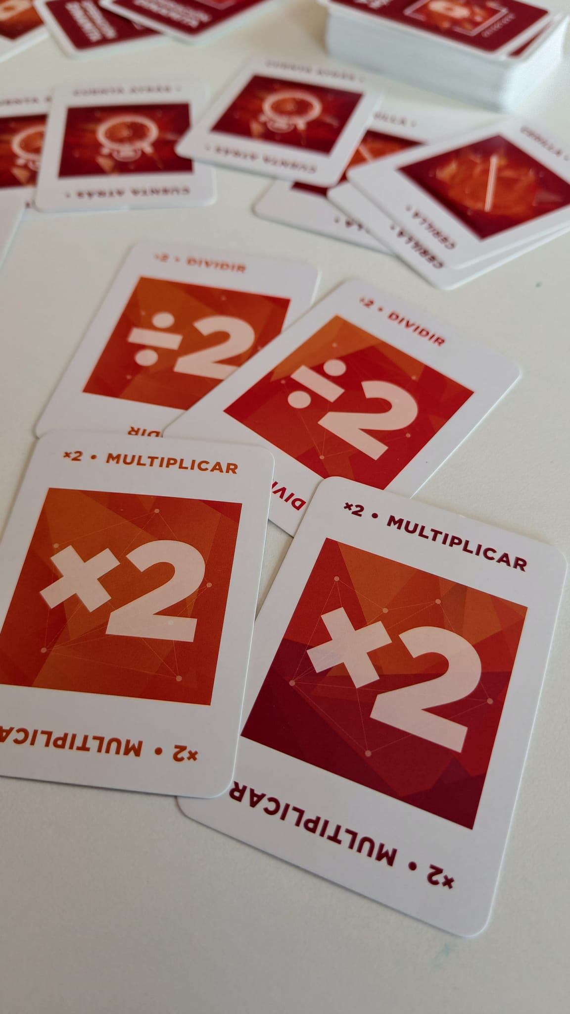 Operación Dinamita – Juego de memoria, cálculo y reflejos rápidos (7+ años · 2-6 jugadores · 15 min) · Ludilo