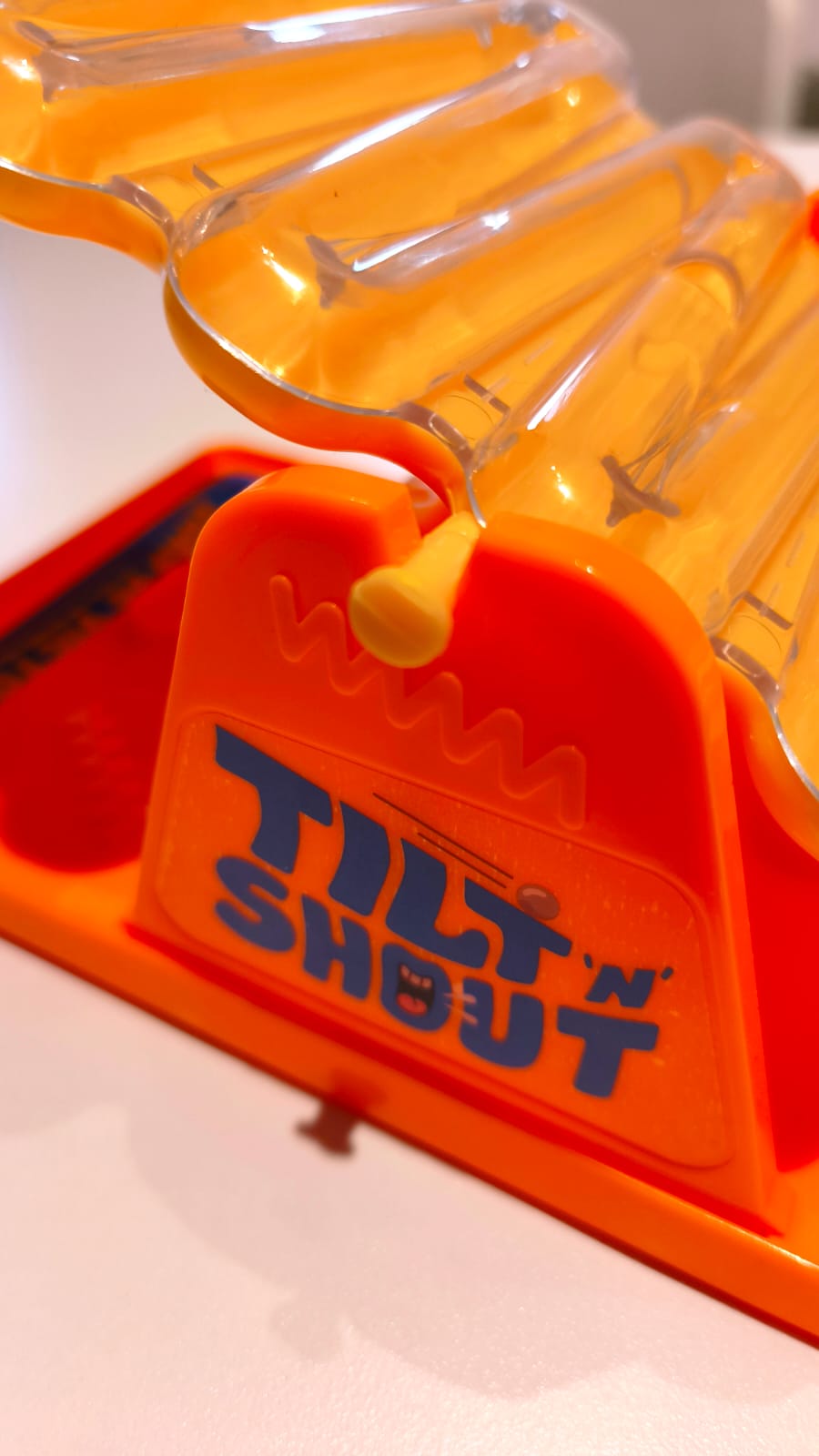 TILT N SHOUT - Juego de mesa Party - Mercurio - 10+ años - +2 jugadores