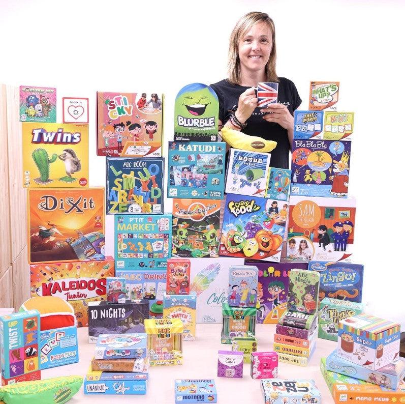 Juegos para aprender Ingles en clase Juegos para aprender inglés en clase (Nota : este listado de juegos de mesa se va actualizando constantemente con los nuevos lanzamientos de juegos de mesa, por lo que si te parece útil no dudes en guardarte el enlace)