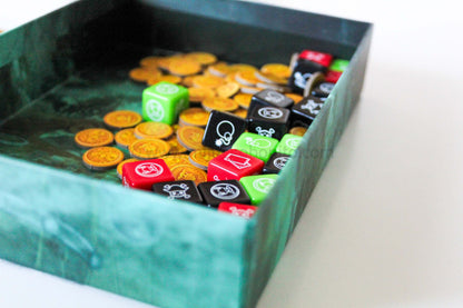 Anne Bonny’s Malediction – Juego de dados, traiciones y monedas (8+ años · 2-5 jugadores)