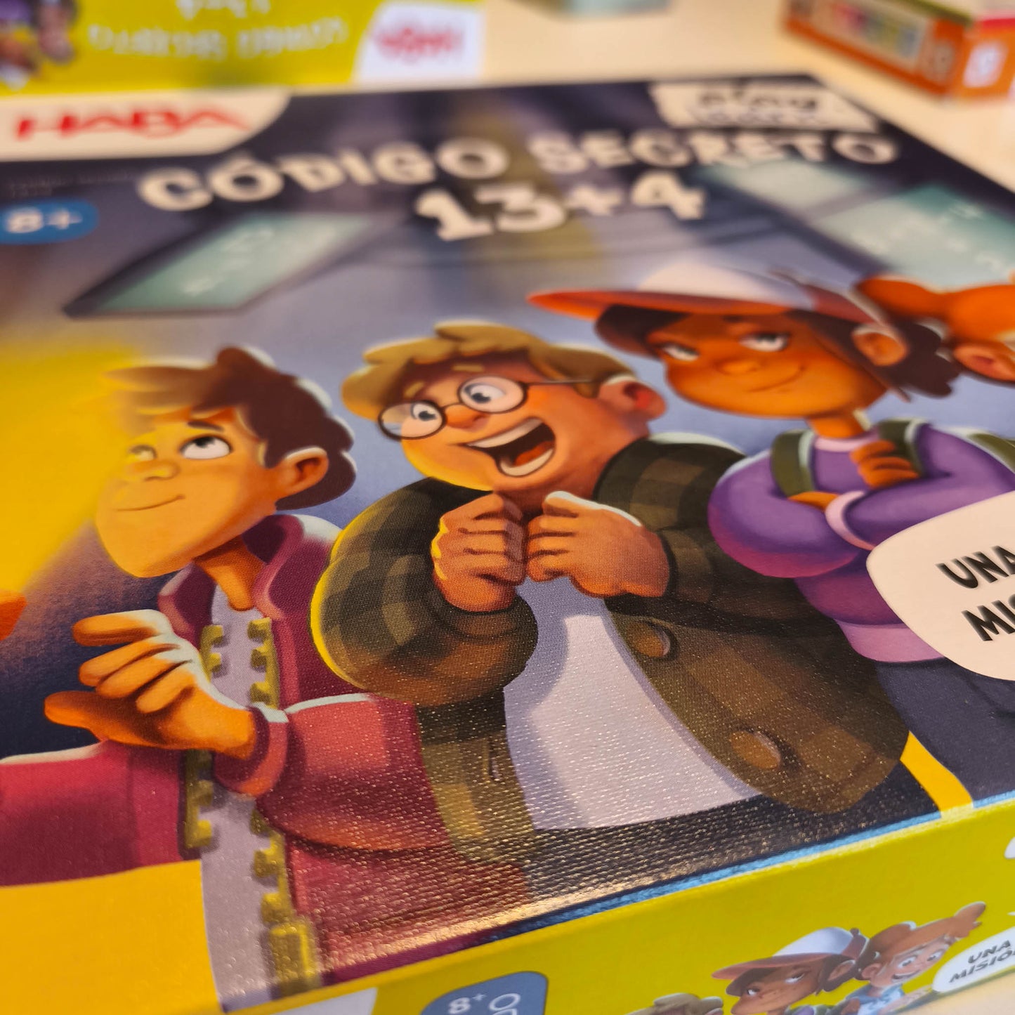 Código Secreto 13+4 KM0 - Juego de mesa - Haba - 2-4 jugadores - 8+ años - 15 min