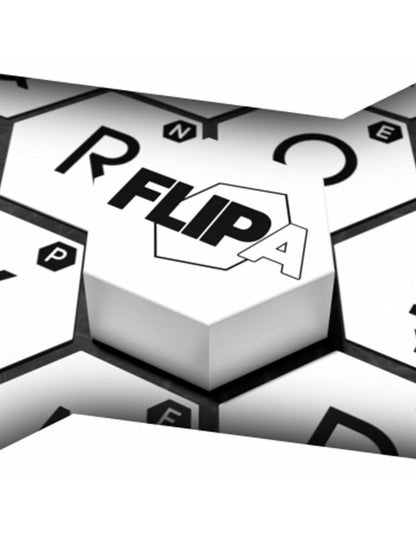 Flipa - Juego de mesa de palabras - Little House Board Games - Desde 7 años - 1 a 12 jugadores