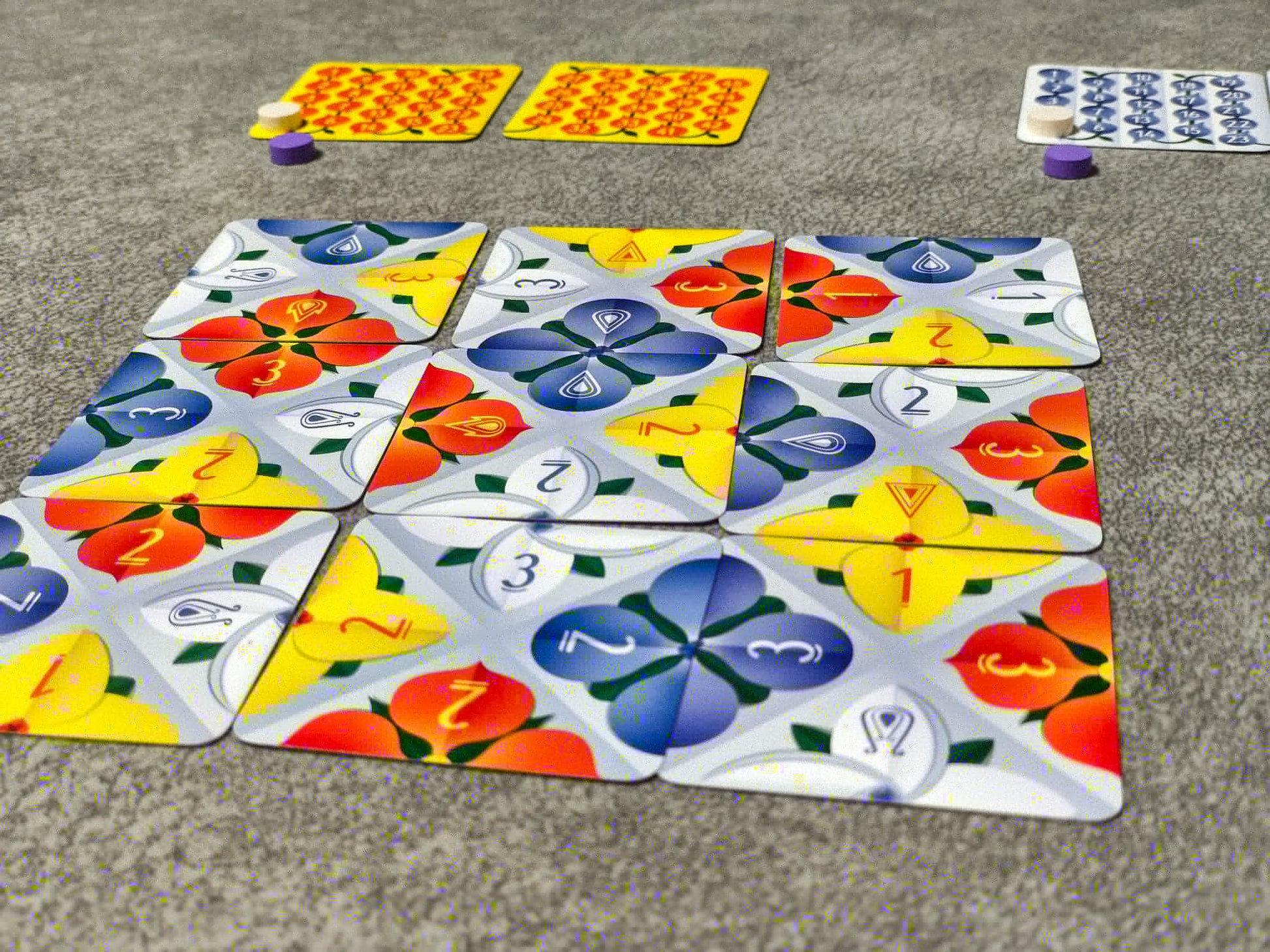 Petals - Juego de mesa - Buscalume - 8+ años - 2 a 5 jugadores