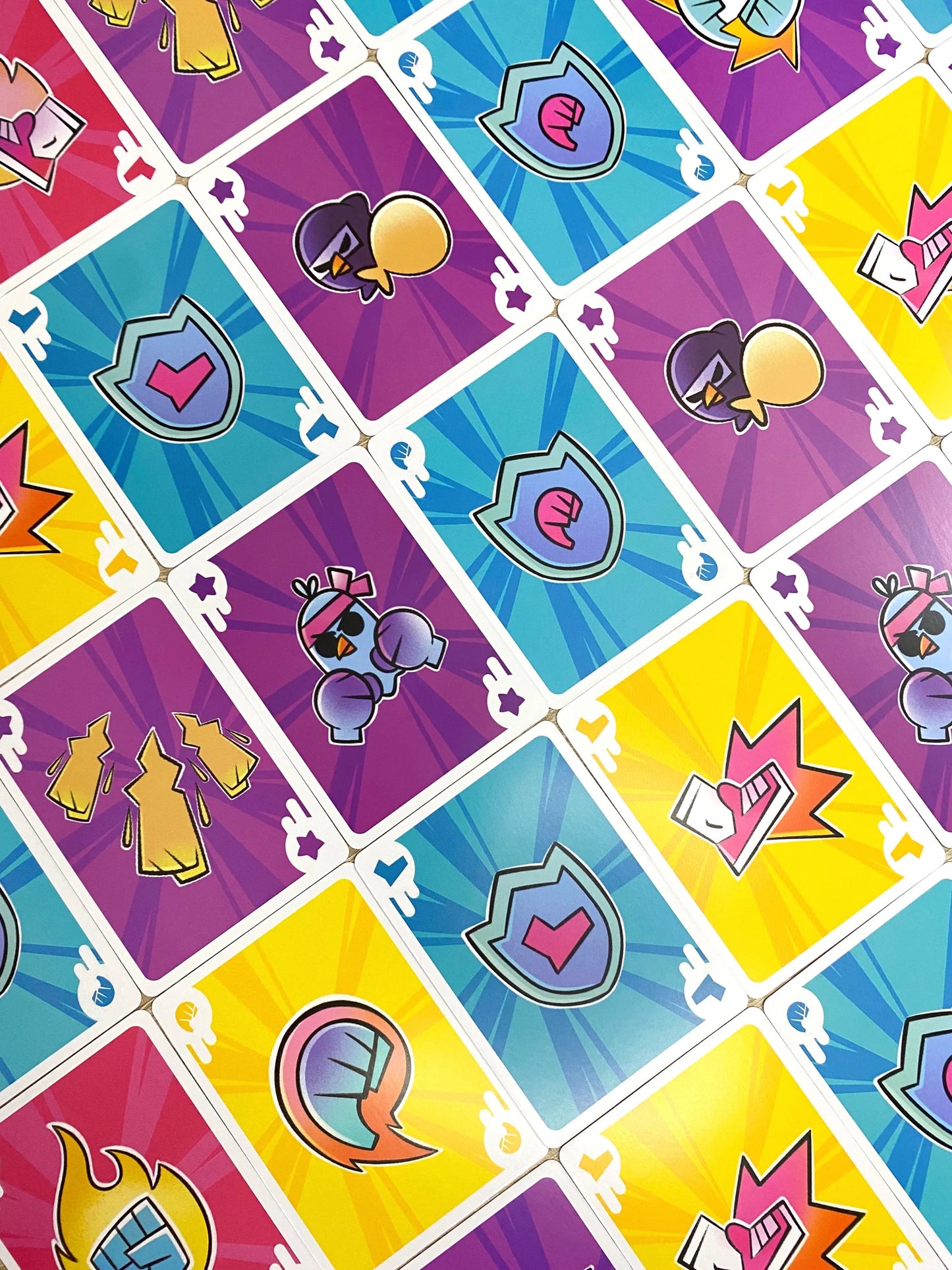 Pigeon Punch  - Juego de mesa de combate de palomos - Inoua - Desde 8 años - 2 a 6 jugadores